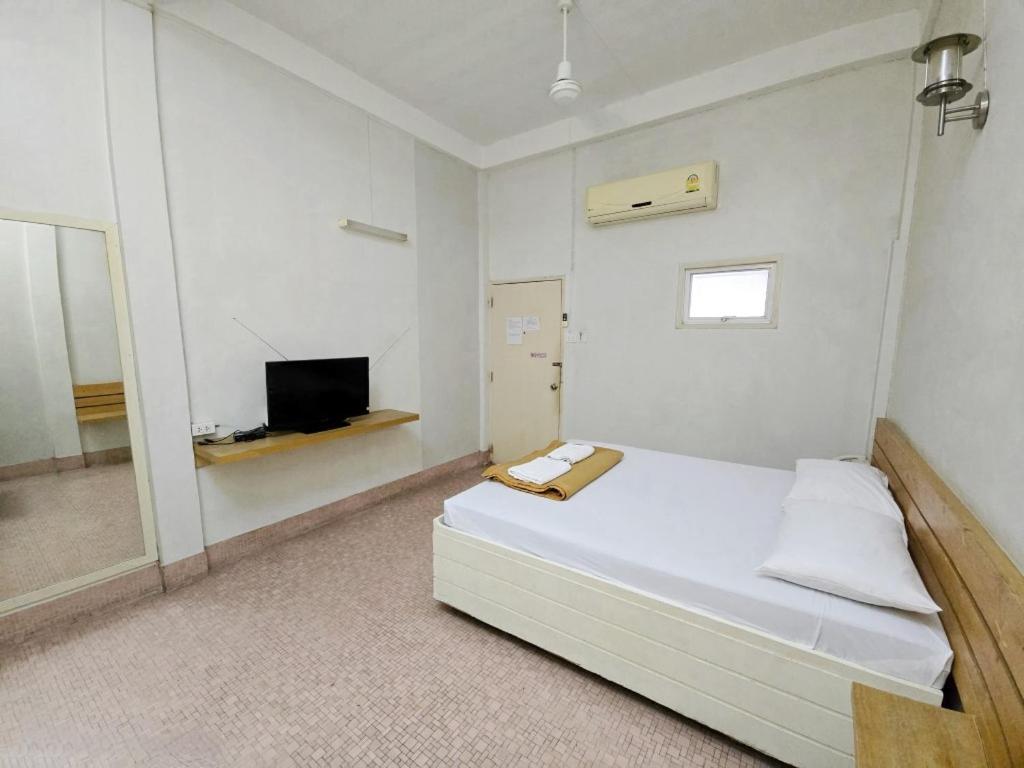 Rajata Hotel Bangkok Ngoại thất bức ảnh