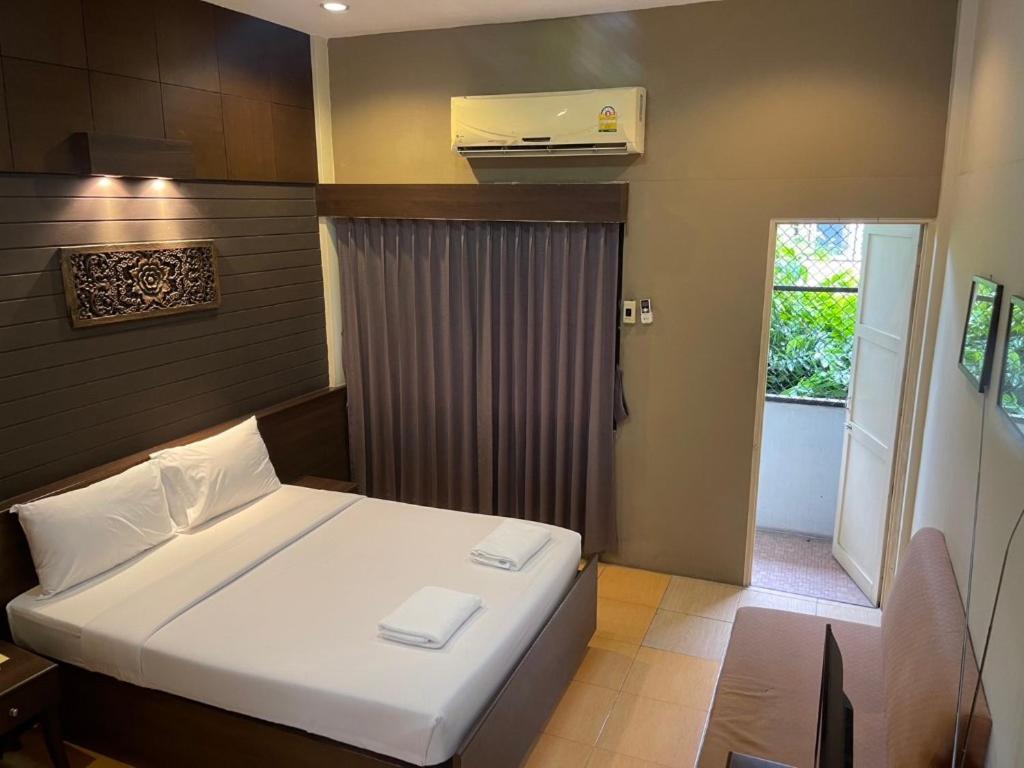 Rajata Hotel Bangkok Ngoại thất bức ảnh