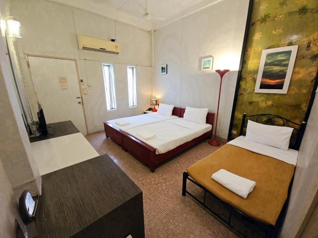 Rajata Hotel Bangkok Ngoại thất bức ảnh
